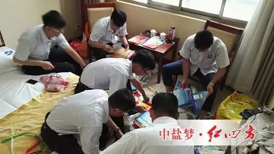 为提高效率，每一个团队人员都分工明确，势必将自己手头的工作做好。